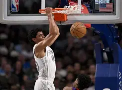 勇士NBA战胜达拉斯独行侠库里外线爆发